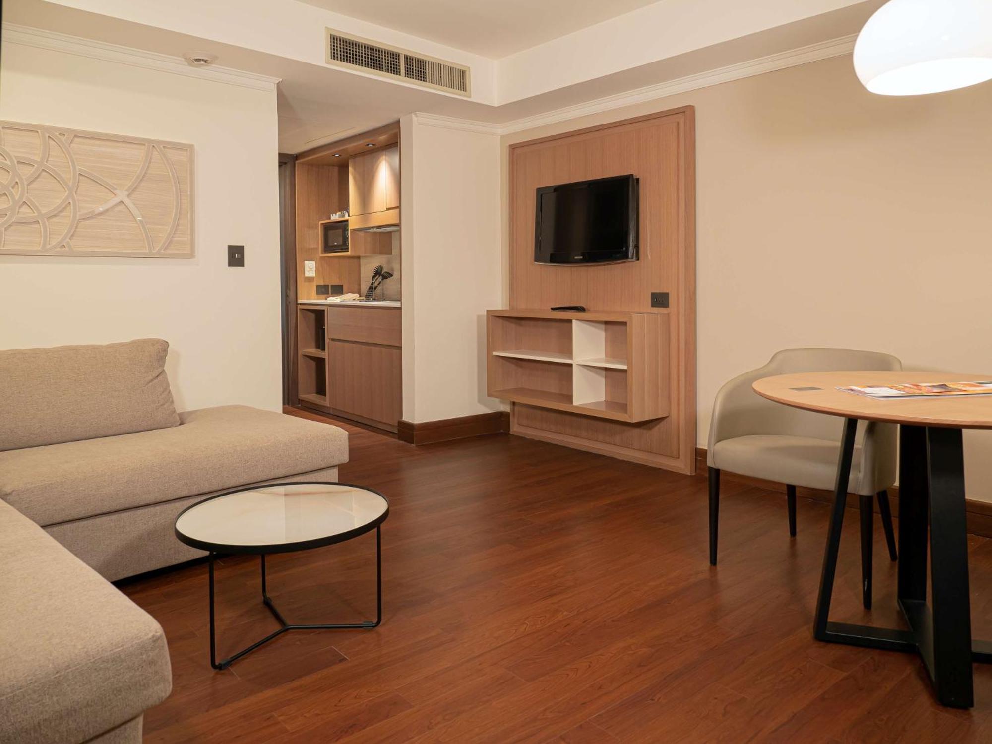 فندق Ms Milenium Monterrey Curio Collection By Hilton San Pedro Garza Garcia المظهر الخارجي الصورة