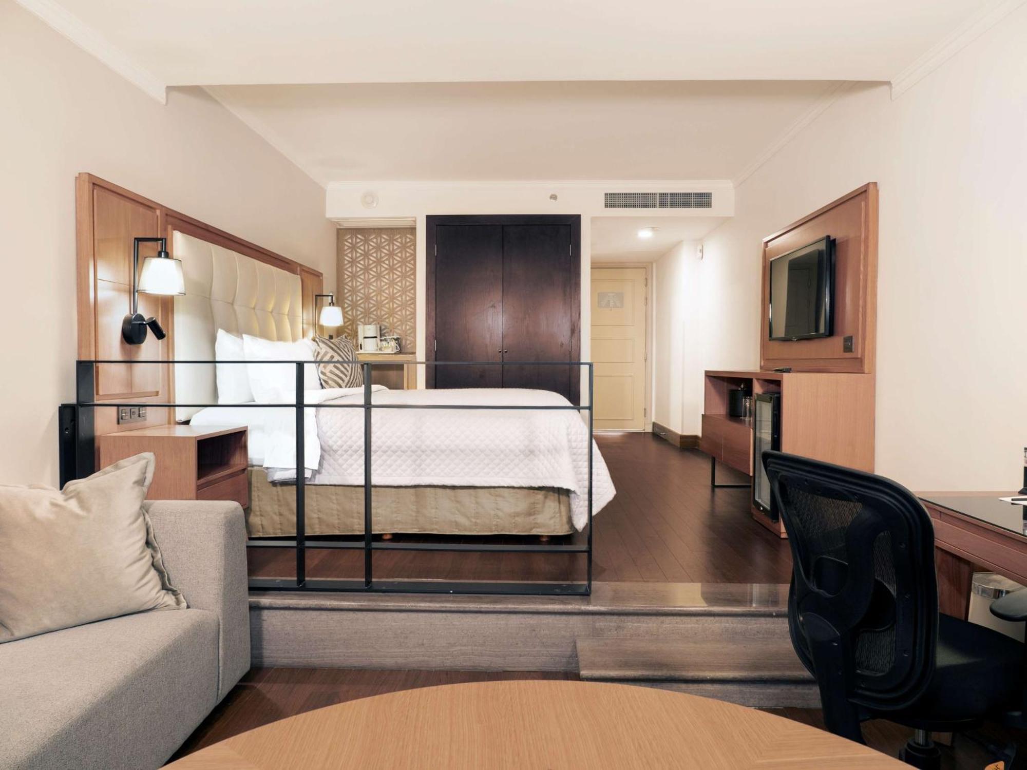 فندق Ms Milenium Monterrey Curio Collection By Hilton San Pedro Garza Garcia المظهر الخارجي الصورة