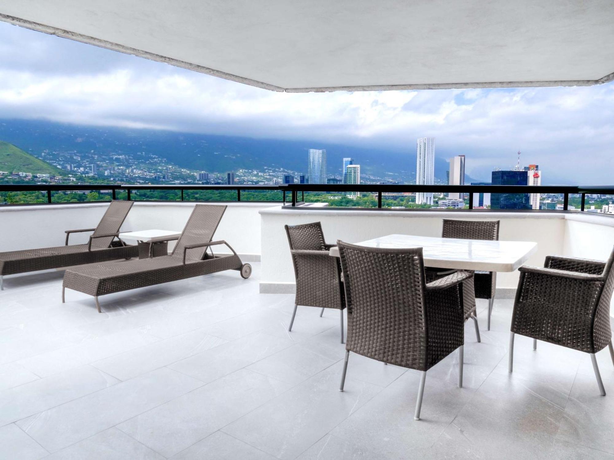 فندق Ms Milenium Monterrey Curio Collection By Hilton San Pedro Garza Garcia المظهر الخارجي الصورة