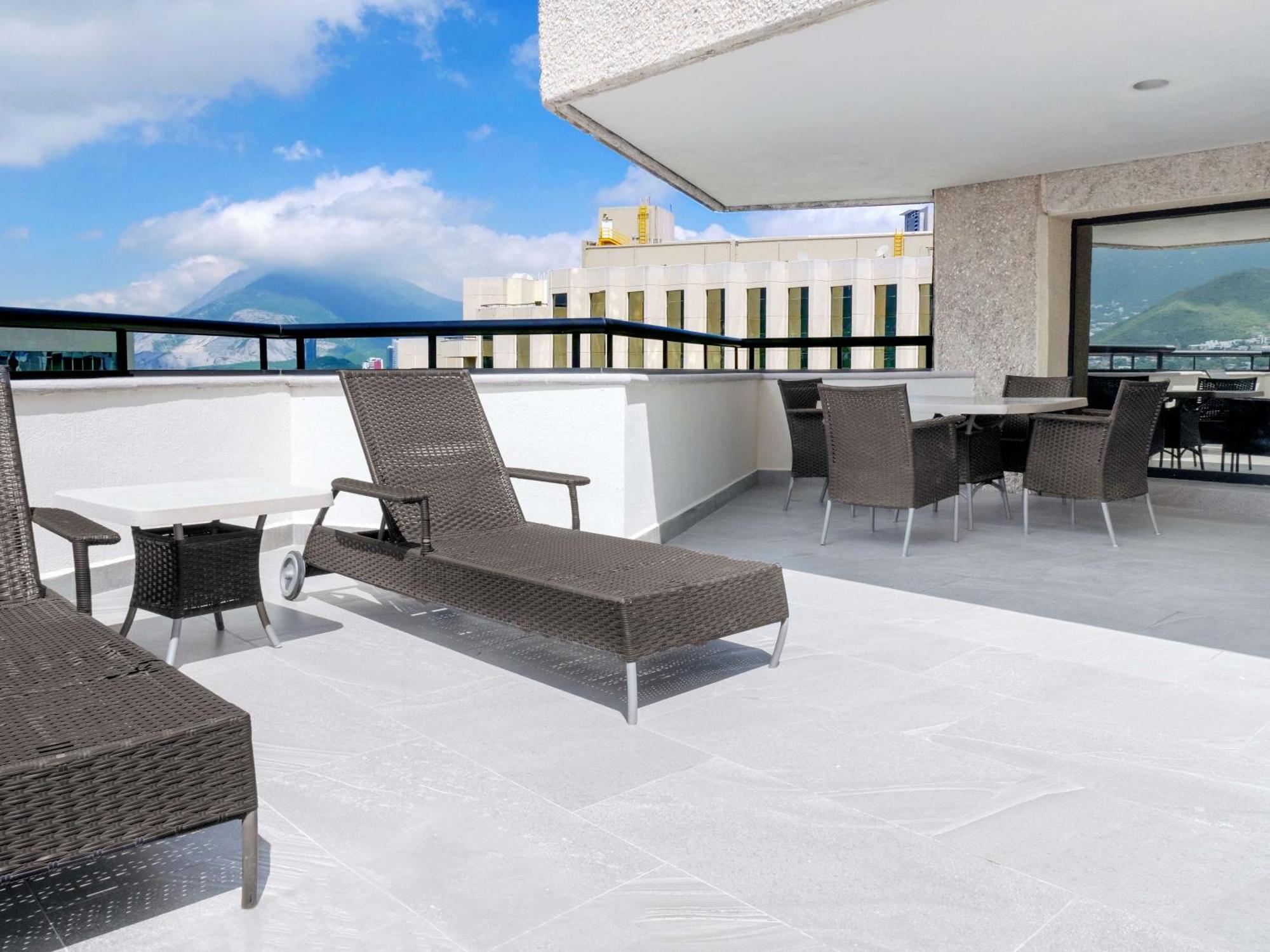 فندق Ms Milenium Monterrey Curio Collection By Hilton San Pedro Garza Garcia المظهر الخارجي الصورة