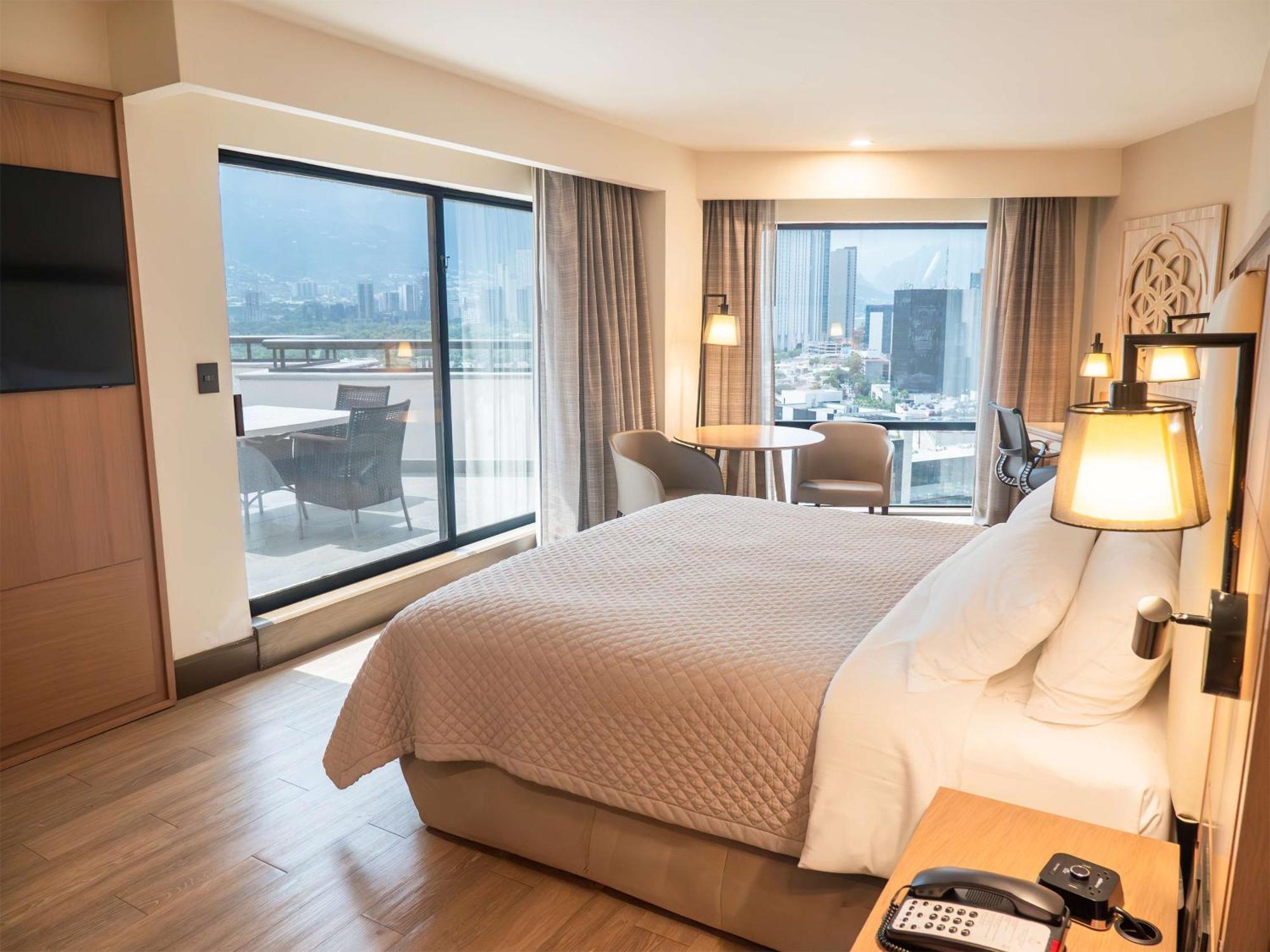 فندق Ms Milenium Monterrey Curio Collection By Hilton San Pedro Garza Garcia المظهر الخارجي الصورة